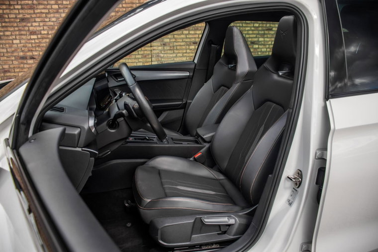 Vehicle Image 10