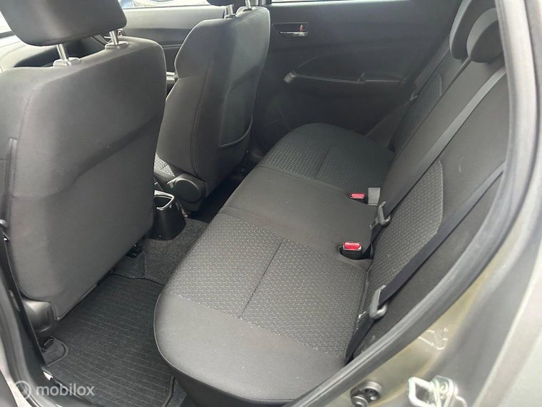Vehicle Image 17
