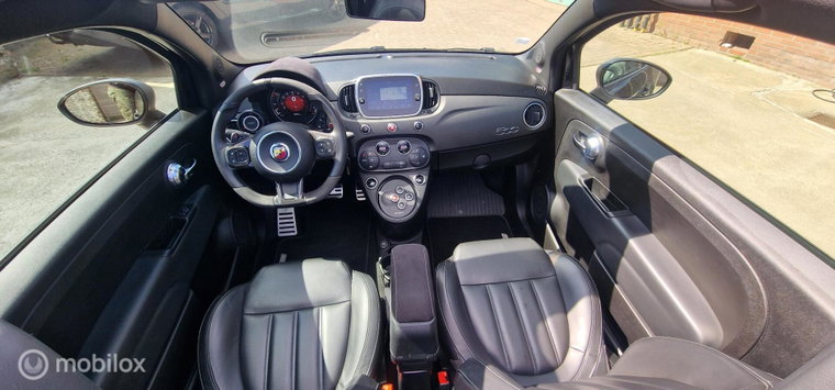 Vehicle Image 33