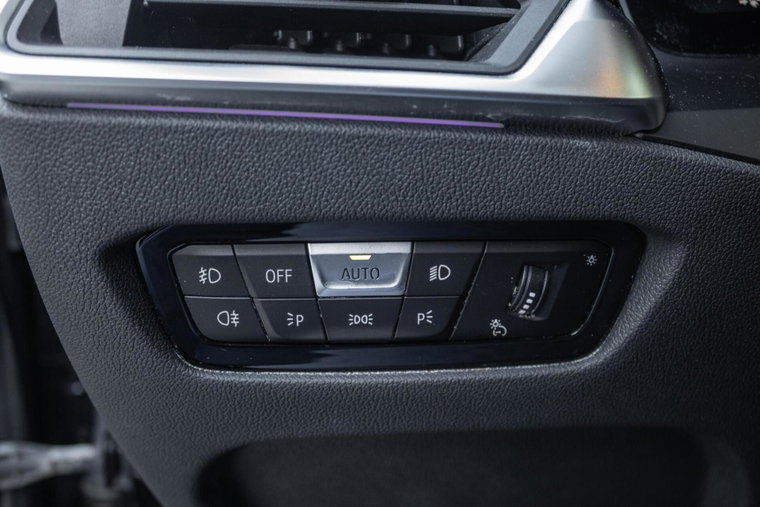 Vehicle Image 24