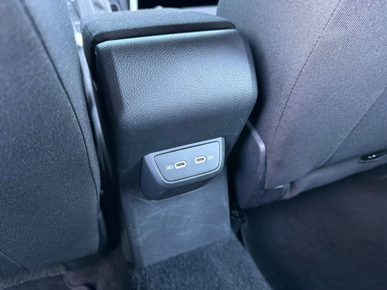 Vehicle Image 35