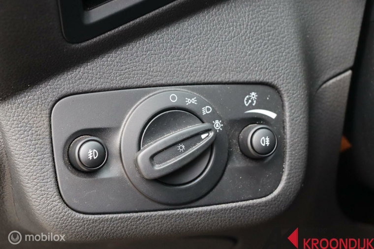 Vehicle Image 40