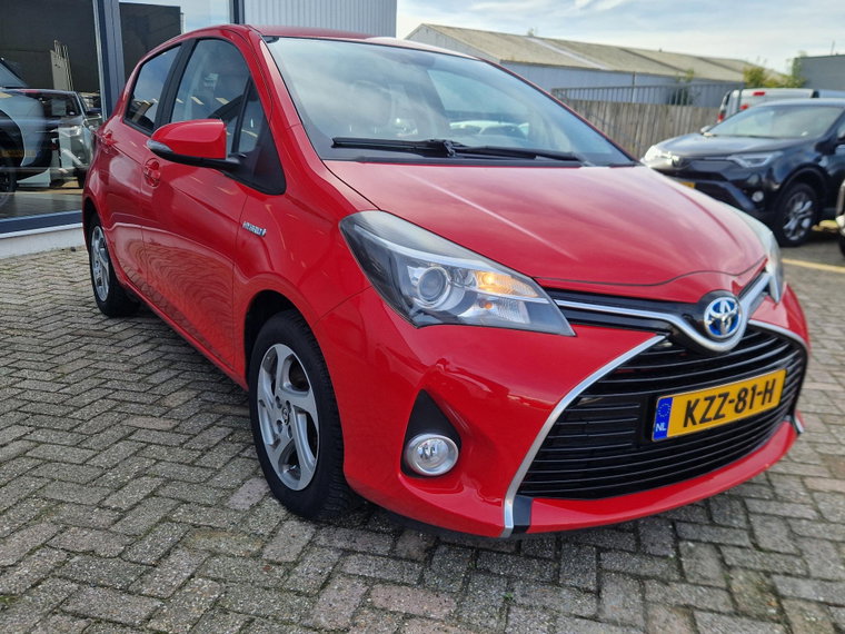 Vehicle Image 5