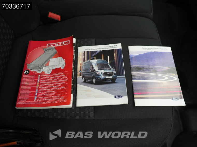 Vehicle Image 36