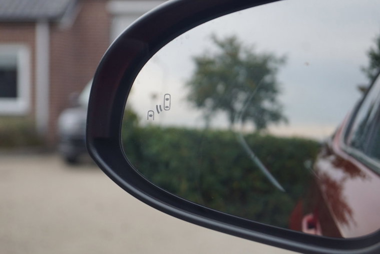 Vehicle Image 60