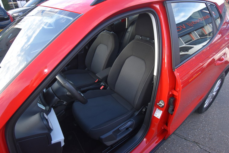 Vehicle Image 23
