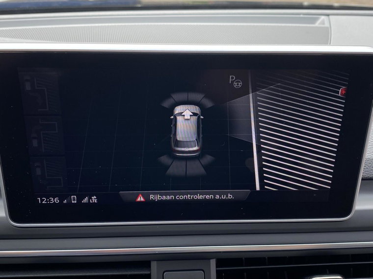 Vehicle Image 38