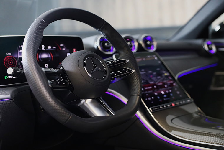 Vehicle Image 9