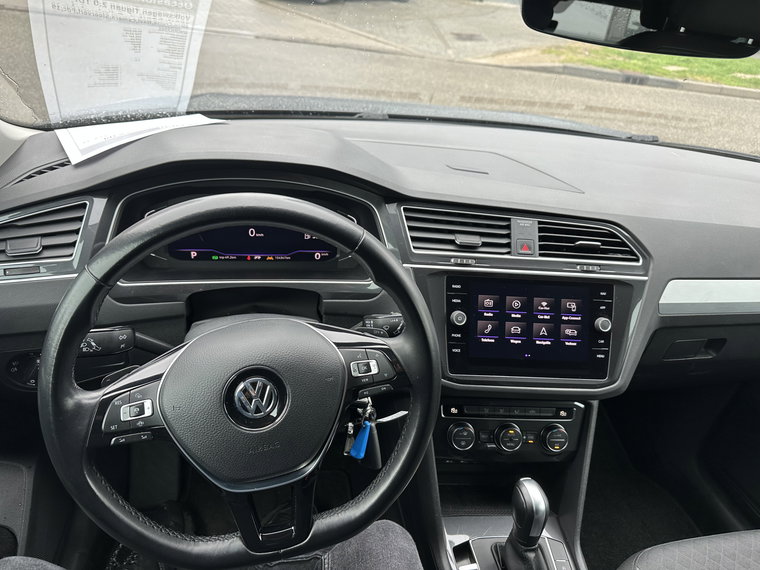 Vehicle Image 28