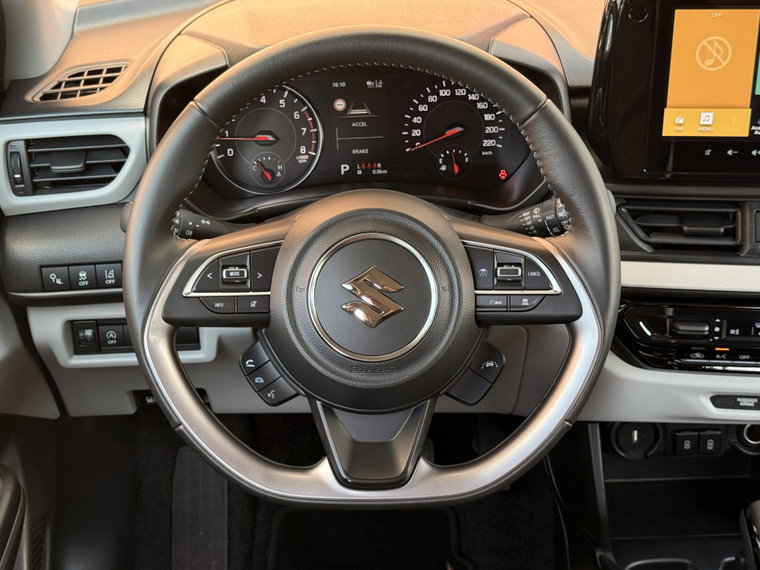 Vehicle Image 22