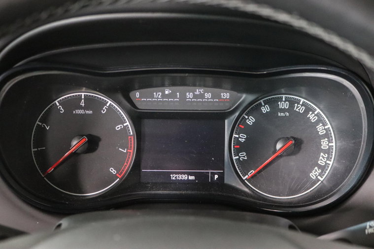 Vehicle Image 19