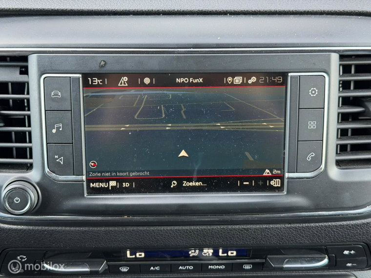 Vehicle Image 29