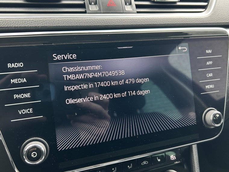 Vehicle Image 30