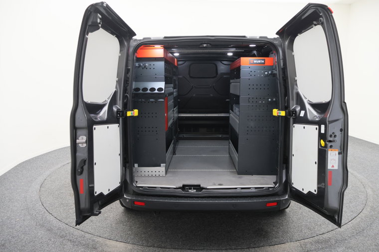 Vehicle Image 14