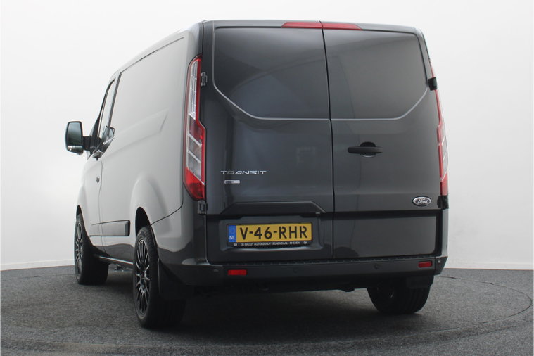 Vehicle Image 17
