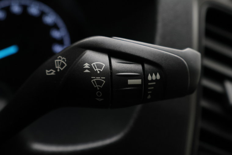 Vehicle Image 32