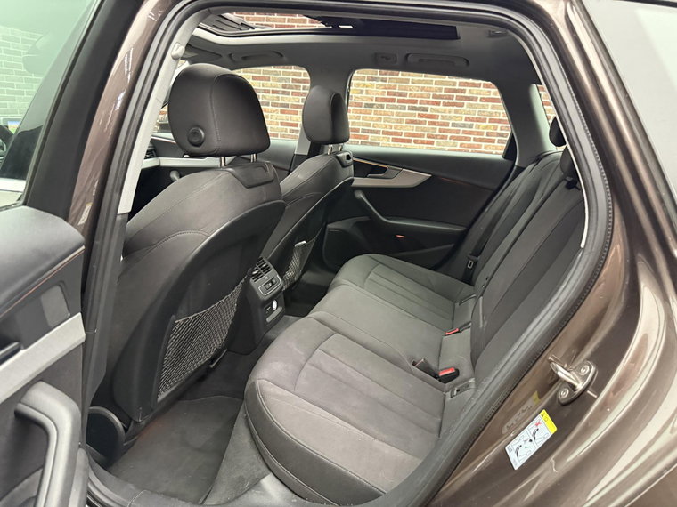 Vehicle Image 40