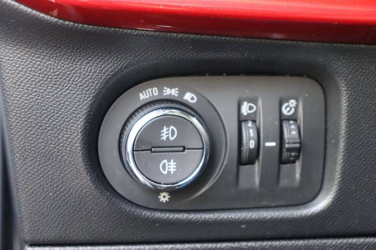 Vehicle Image 24