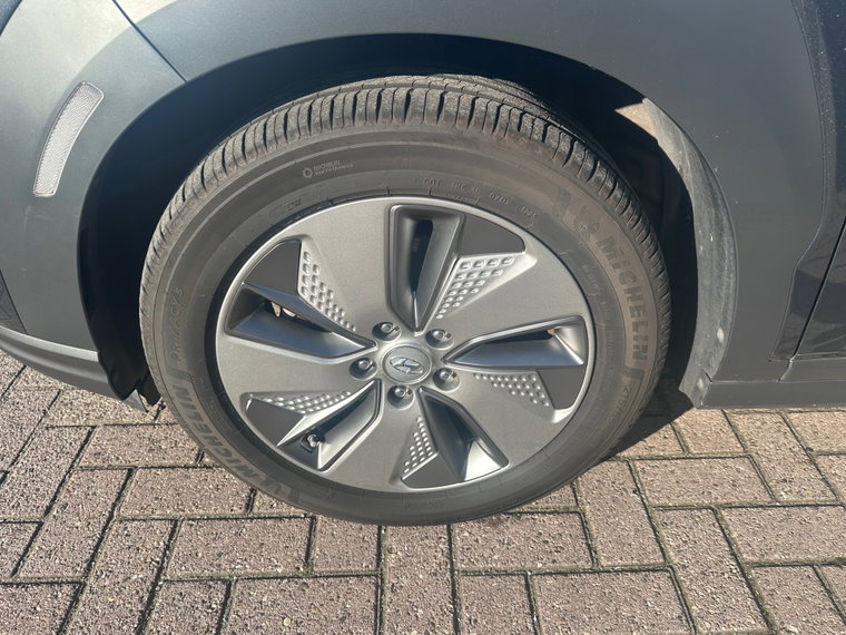 Vehicle Image 31
