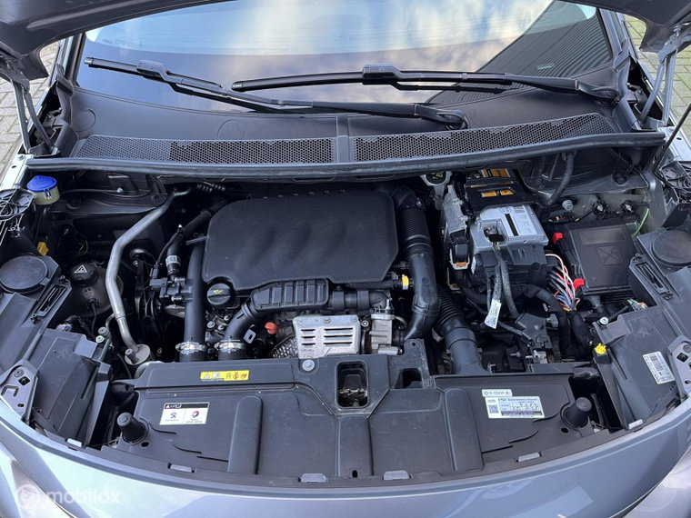 Vehicle Image 38
