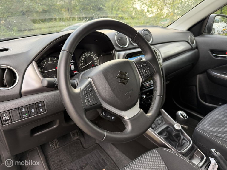 Vehicle Image 14