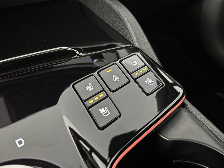 Vehicle Image 28