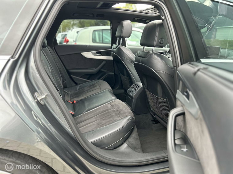 Vehicle Image 19