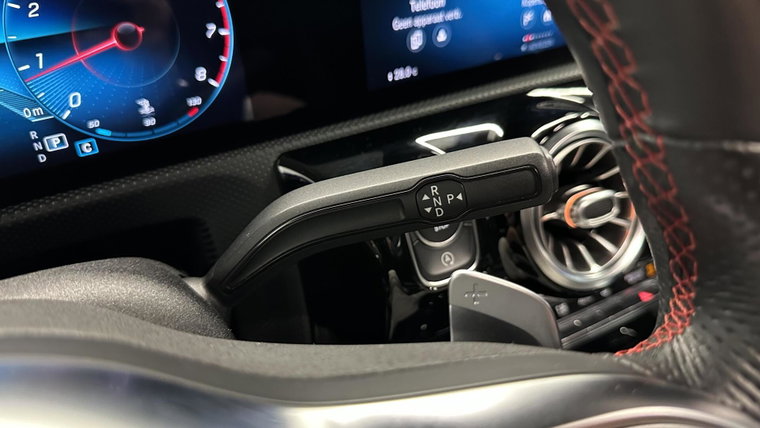 Vehicle Image 39