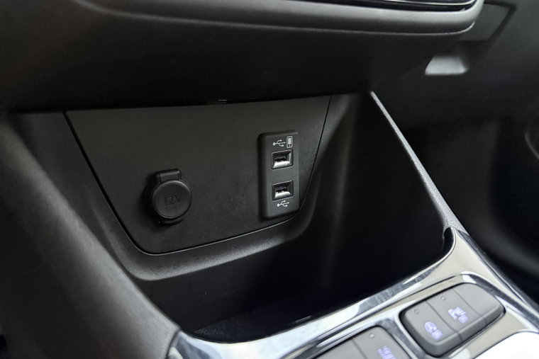 Vehicle Image 23