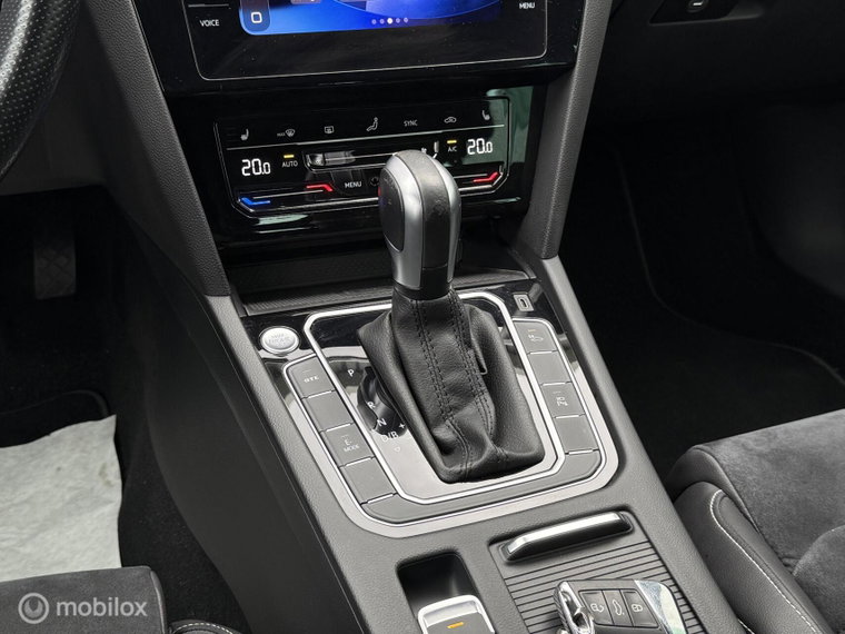 Vehicle Image 28