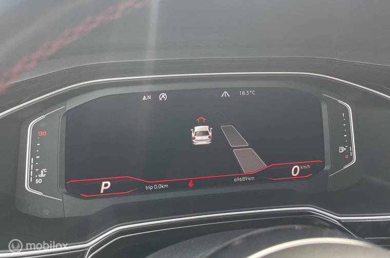 Vehicle Image 40