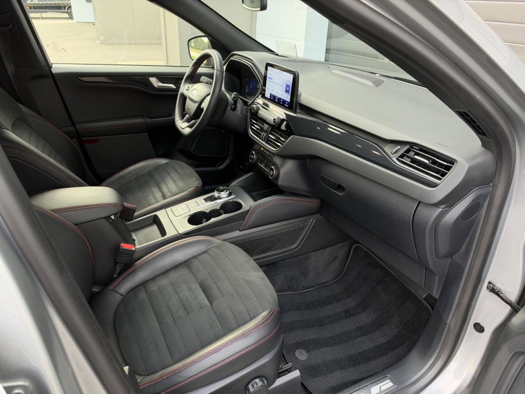 Vehicle Image 45
