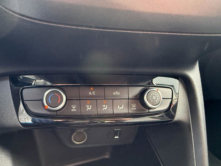 Vehicle Image 26