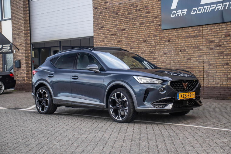 Vehicle Image 8