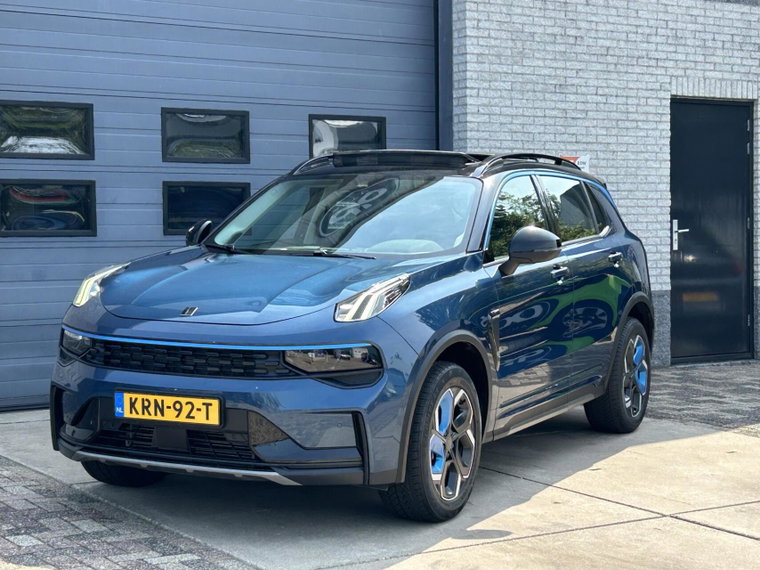 Vehicle Image 5