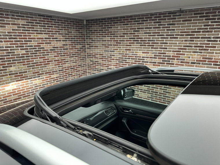 Vehicle Image 39