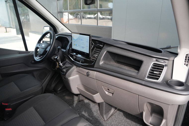 Vehicle Image 33