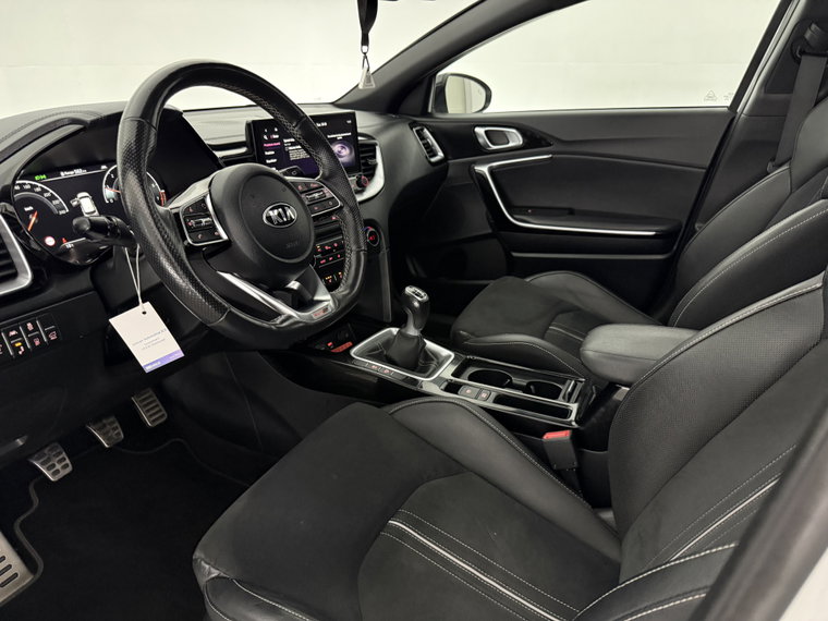 Vehicle Image 37