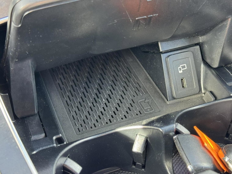 Vehicle Image 39