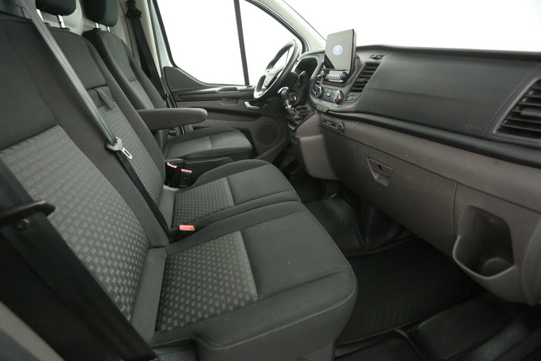 Vehicle Image 21