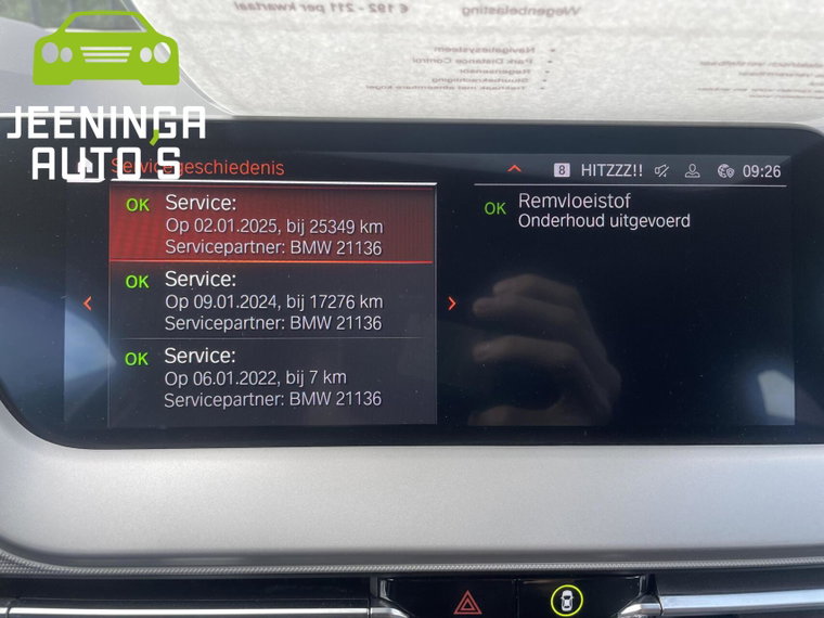 Vehicle Image 25