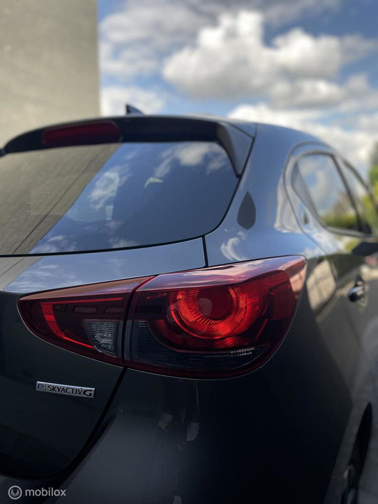 Vehicle Image 17
