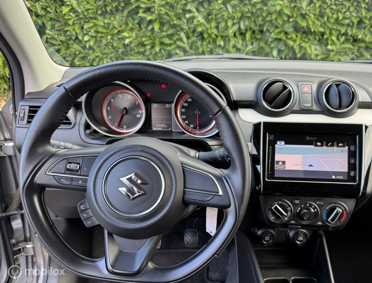 Vehicle Image 18
