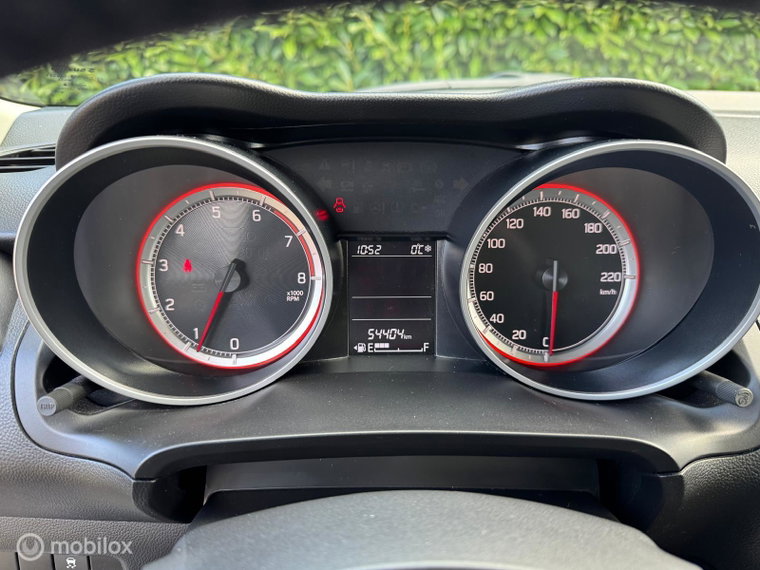Vehicle Image 21