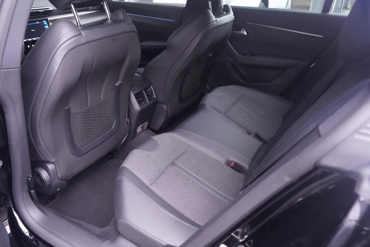 Vehicle Image 48