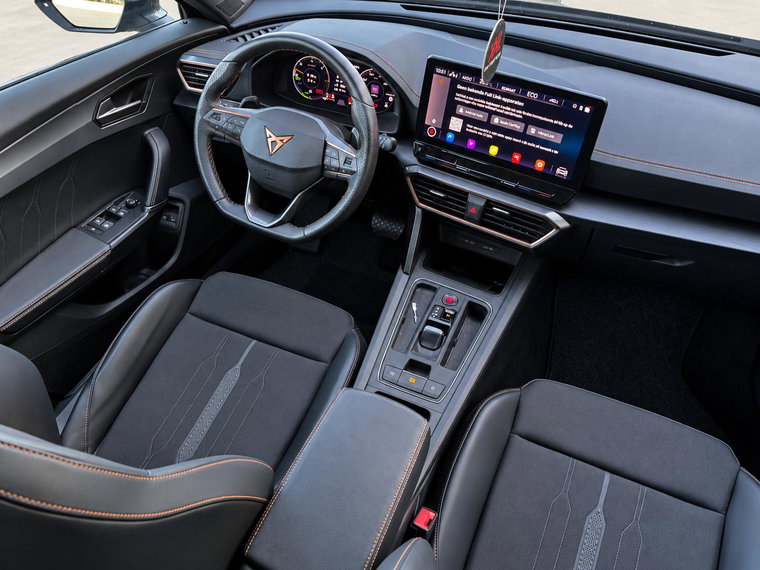 Vehicle Image 13
