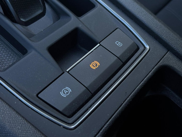 Vehicle Image 28