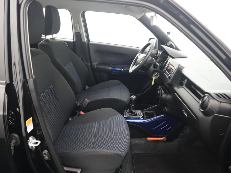 Vehicle Image 30