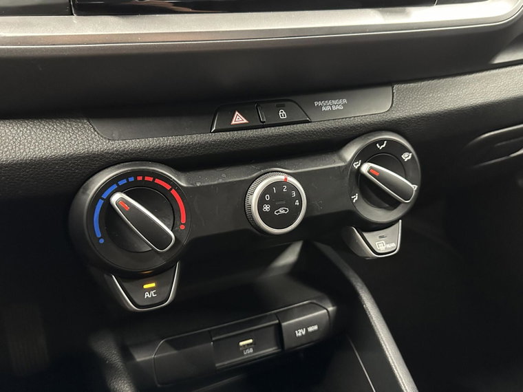 Vehicle Image 45