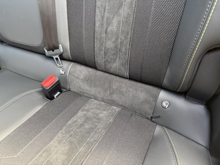 Vehicle Image 33